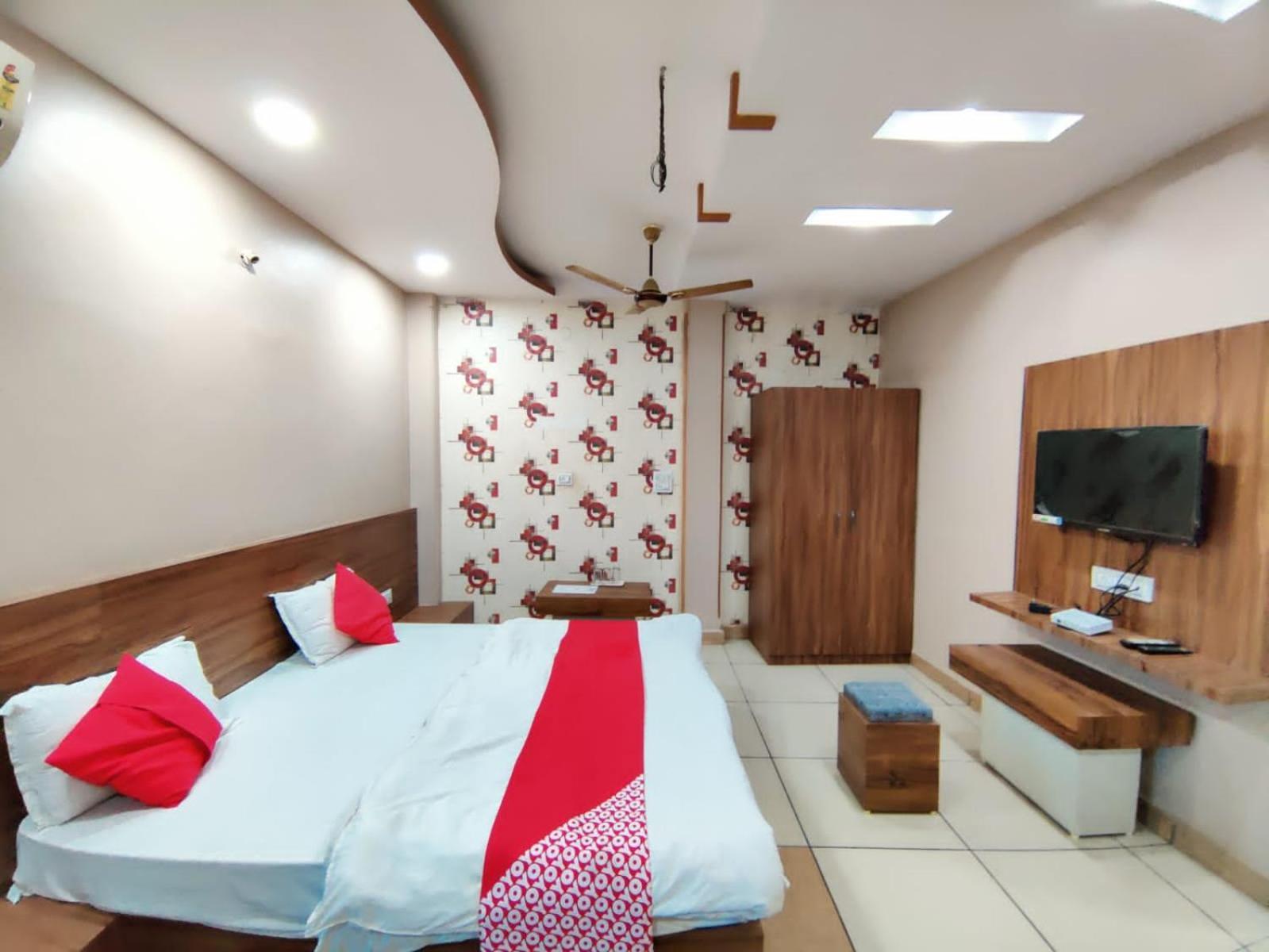 Hotel Grand Stay Bhopal Dış mekan fotoğraf