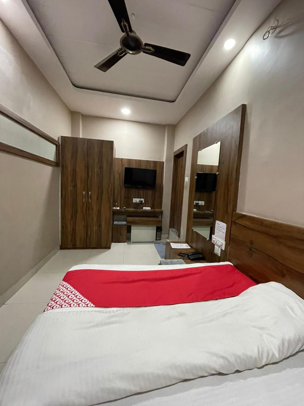 Hotel Grand Stay Bhopal Dış mekan fotoğraf